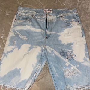 Akoo shorts